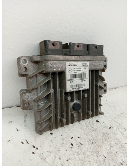 Recambio de centralita motor uce para dacia duster sl audacia 4x2 referencia OEM IAM 237100703R  