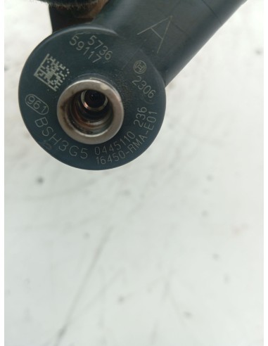 Recambio de inyector para honda cr-v (rd8) es referencia OEM IAM 16450RMAE01  