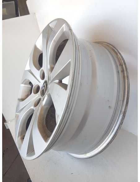 Recambio de llanta para citroën c5 berlina premier referencia OEM IAM 9656877580  