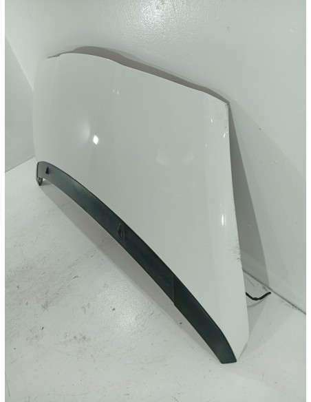 Recambio de capo para peugeot 5008 active referencia OEM IAM 7901R2 COLOR BLANCO 