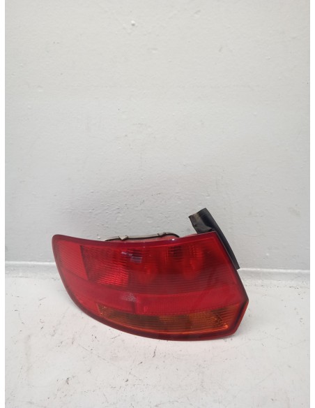 Recambio de piloto trasero izquierdo para audi a3 sportback (8p) 2.0 tdi ambition referencia OEM IAM 8P4945095C  