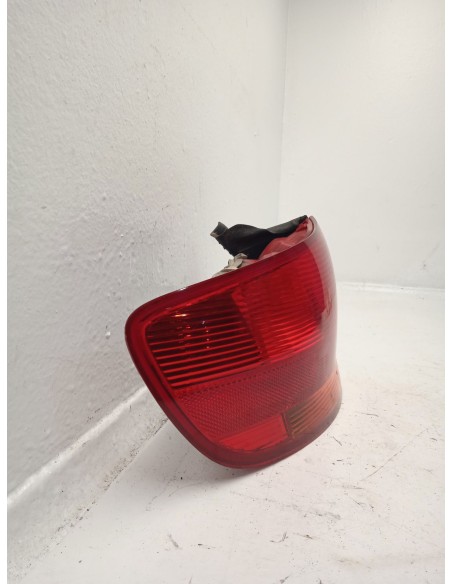 Recambio de piloto trasero izquierdo para audi a3 sportback (8p) 2.0 tdi ambition referencia OEM IAM 8P4945095C  