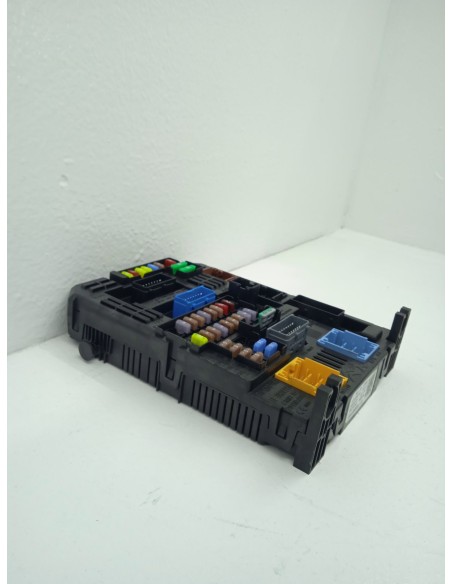Recambio de caja reles / fusibles para jeep avenger (j2) electric referencia OEM IAM 9855665080  