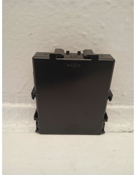 Recambio de modulo electronico para toyota yaris (_p21_, _pa1_, _ph1_) 1.5 hybrid (mxph11) referencia OEM IAM 89111K0020  