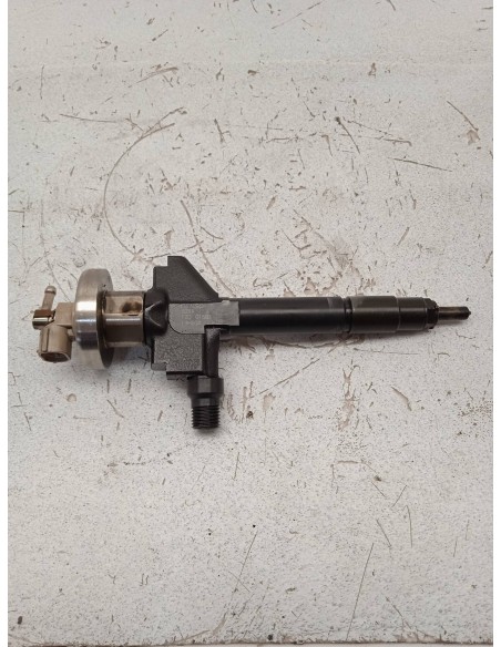 Recambio de inyector para mazda 6 berlina (gg) 2.0 diesel cat referencia OEM IAM 13H50A  