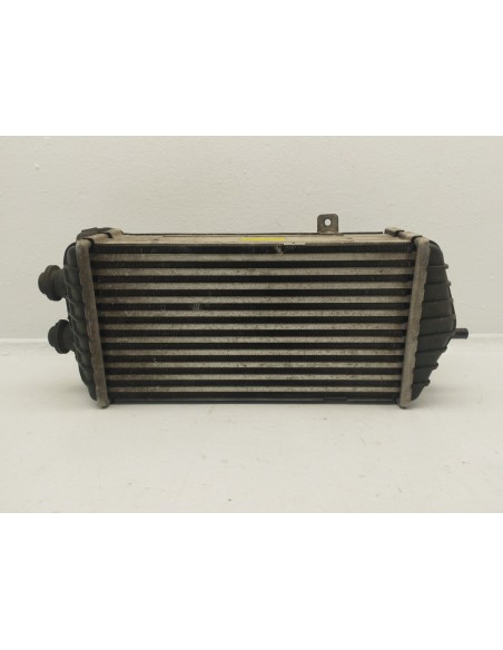 Recambio de intercooler para kia pro cee´d (jd) 1.6 crdi 110 referencia OEM IAM 282702A770  