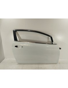 Recambio de puerta delantera derecha para kia pro cee´d (jd) 1.6 crdi 110 referencia OEM IAM 76004A2700 COLOR BLANCO 