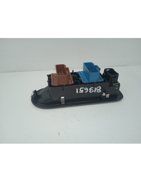 Recambio de mando elevalunas delantero izquierdo para renault clio grandtour exception referencia OEM IAM 8200356541 4 BOTONES 