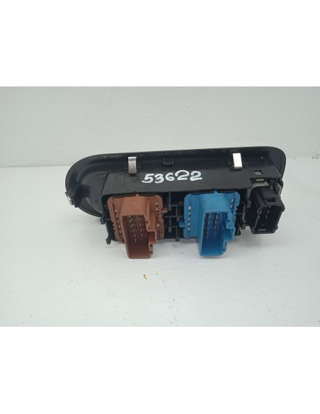Recambio de mando elevalunas delantero izquierdo para renault clio grandtour exception referencia OEM IAM 8200356541 4 BOTONES 