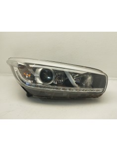 Recambio de faro derecho para kia pro cee´d (jd) 1.6 crdi 110 referencia OEM IAM 92102A2350 CON ROTURA 