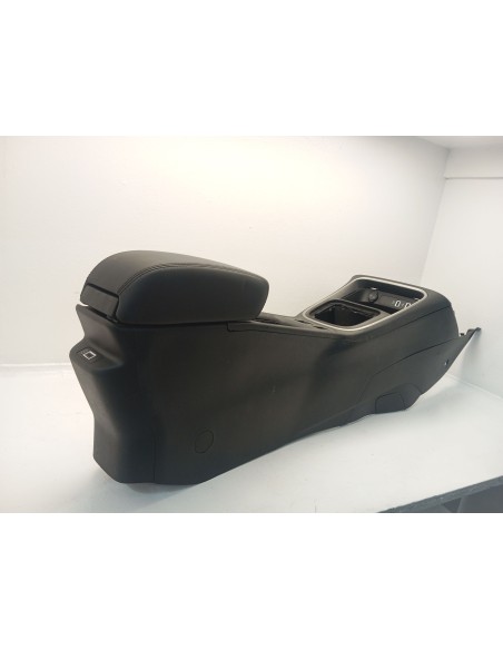 Recambio de apoyabrazos central para jeep avenger (j2) electric referencia OEM IAM 735763538  