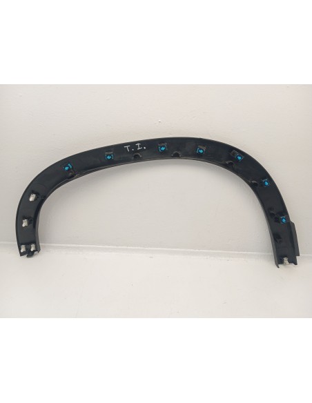 Recambio de aletin trasero izquierdo para jeep avenger (j2) electric referencia OEM IAM 735729933  