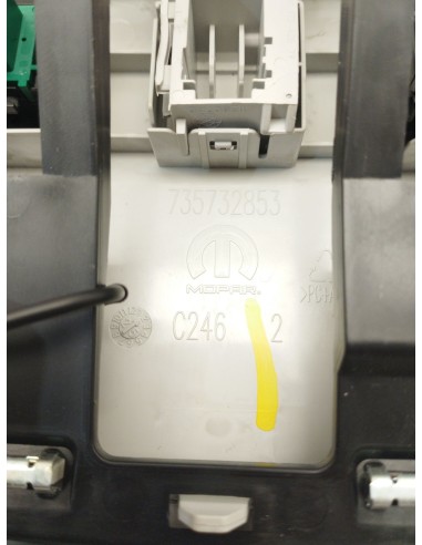 Recambio de luz interior para jeep avenger (j2) electric referencia OEM IAM 735732853  