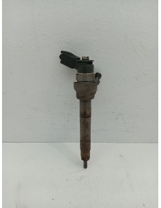 Recambio de inyector para bmw serie 1 berlina (e81/e87) 118d referencia OEM IAM 7798446  
