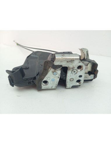 Recambio de cerradura puerta delantera derecha para toyota auris touring sports (e18) hybrid active referencia OEM IAM 690300513