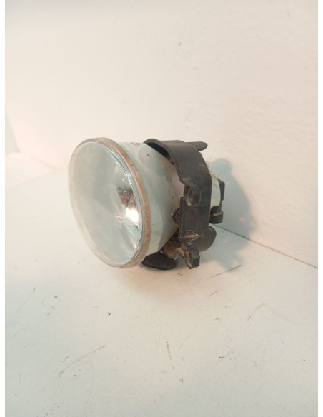 Recambio de faro antiniebla izquierdo para toyota auris touring sports (e18) hybrid active referencia OEM IAM 8122002110  