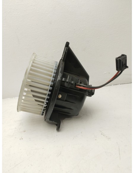 Recambio de motor calefaccion para volkswagen taigo (cs1) 1.0 tsi referencia OEM IAM 2Q1820021  