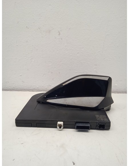 Recambio de antena para jeep avenger (j2) electric referencia OEM IAM 9872252580  