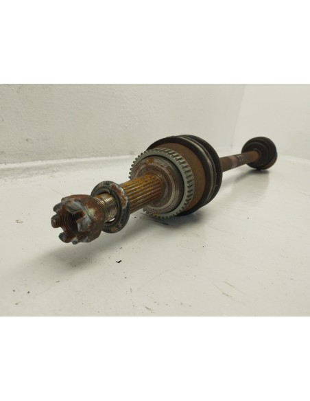 Recambio de transmision trasera izquierda para hyundai tucson (jm) 2.0 crdi referencia OEM IAM 496002E100  