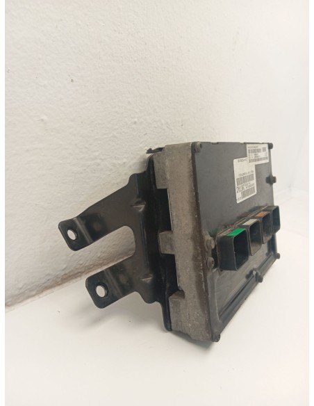 Recambio de centralita cambio automatico para chrysler grand voyager v (rt) 2.8 crd referencia OEM IAM P68003323AE  