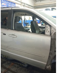 Recambio de puerta delantera derecha para chrysler grand voyager v (rt) 2.8 crd referencia OEM IAM    2
