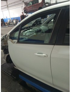 Recambio de puerta delantera izquierda para peugeot 208 i (ca_, cc_) 1.2 vti 82 referencia OEM IAM 9807820780   2