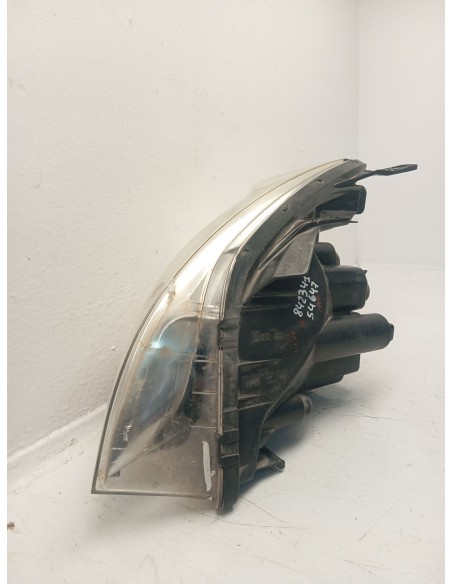 Recambio de faro derecho para hyundai i20 classic referencia OEM IAM 921021J010  