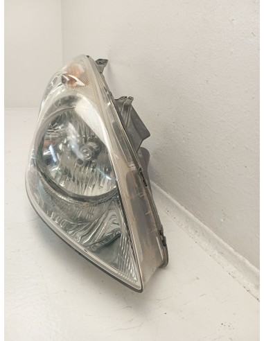 Recambio de faro derecho para hyundai i20 classic referencia OEM IAM 921021J010  