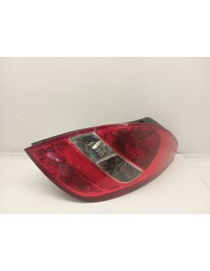 Recambio de piloto trasero derecho para hyundai i20 classic referencia OEM IAM 924021J000  