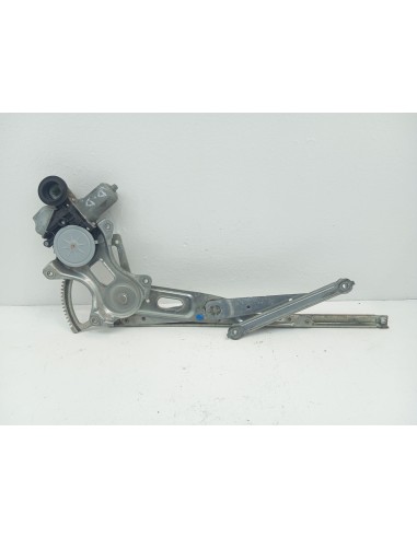 Recambio de elevalunas delantero derecho para lexus is200 (ds2/is2) 200d referencia OEM IAM 6980130260  