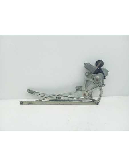 Recambio de elevalunas delantero derecho para lexus is200 (ds2/is2) 200d referencia OEM IAM 6980130260  