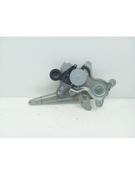 Recambio de elevalunas trasero derecho para lexus is200 (ds2/is2) 200d referencia OEM IAM 6980322200  