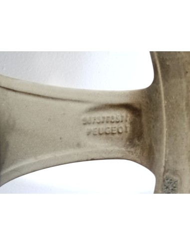 Recambio de llanta para peugeot 208 i (ca_, cc_) 1.2 vti 82 referencia OEM IAM 96737735  