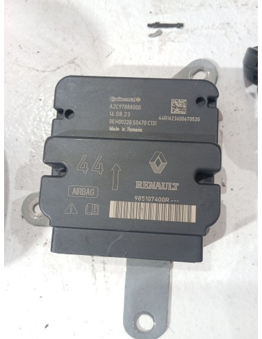 Recambio de kit airbag para renault captur dynamique referencia OEM IAM 985706588R  