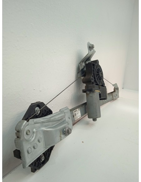 Recambio de elevalunas delantero izquierdo para dacia logan ii 1.0 sce 75 referencia OEM IAM 807211440R  