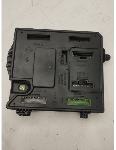 Recambio de modulo electronico para renault megane iii berlina 5 p dynamique referencia OEM IAM 284B15986R  