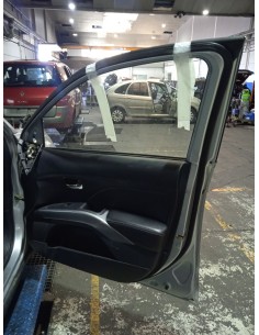 Recambio de puerta delantera derecha para mitsubishi outlander ii (cw_w) 2.0 di-d (cw8w) referencia OEM IAM    2