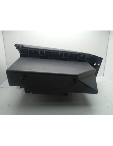 Recambio de guantera para renault clio grandtour exception referencia OEM IAM 8200475692  