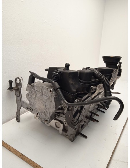 Recambio de culata para volkswagen passat b6 (3c2) 2.0 tdi 16v referencia OEM IAM 03L103286  