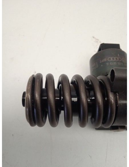 Recambio de inyector para skoda octavia ii combi (1z5) 2.0 tdi 16v referencia OEM IAM 03G130073G  