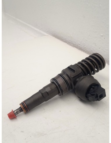 Recambio de inyector para audi a3 (8p1) 1.9 tdi referencia OEM IAM 038130073BN  