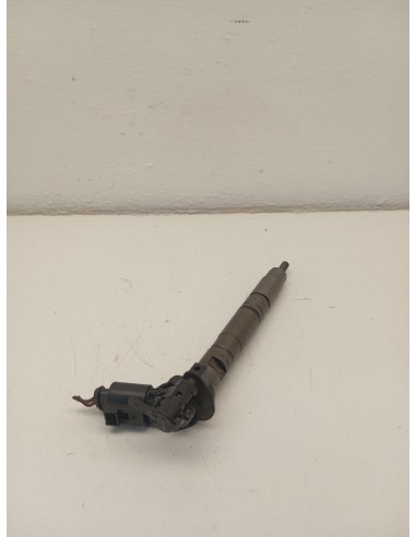 Recambio de inyector para volkswagen passat b6 (3c2) 2.0 tdi 16v referencia OEM IAM 03L130277 BOSCH 