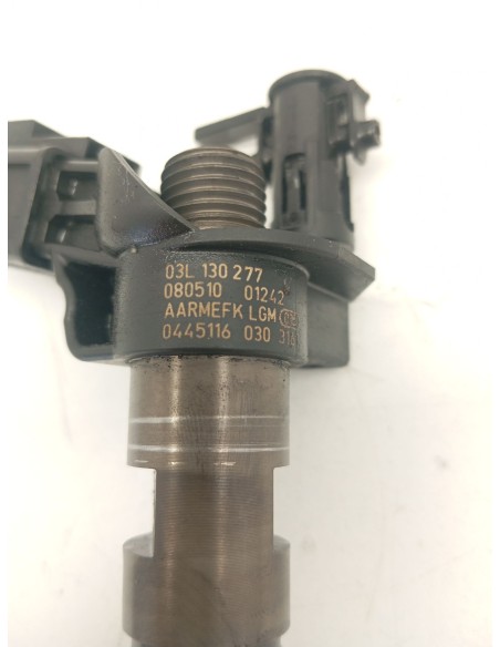 Recambio de inyector para volkswagen passat b6 (3c2) 2.0 tdi 16v referencia OEM IAM 03L130277 BOSCH 