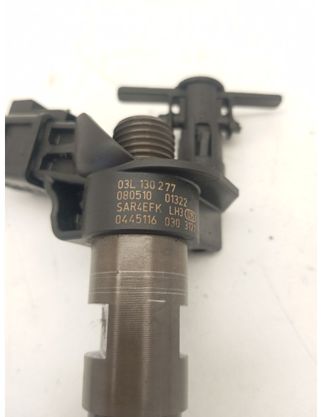 Recambio de inyector para volkswagen passat b6 (3c2) 2.0 tdi 16v referencia OEM IAM 03L130277 BOSCH 