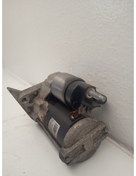 Recambio de motor arranque para dacia logan ii 1.0 sce 75 referencia OEM IAM 233002596R  