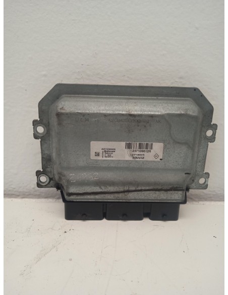 Recambio de centralita motor uce para dacia logan ii 1.0 sce 75 referencia OEM IAM 237109612R  