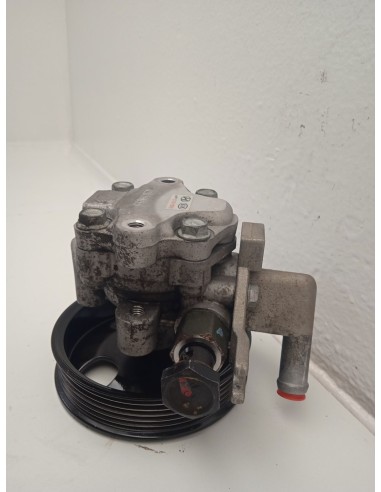 Recambio de bomba direccion para hyundai tucson (jm) 2.0 crdi referencia OEM IAM 571002E200  