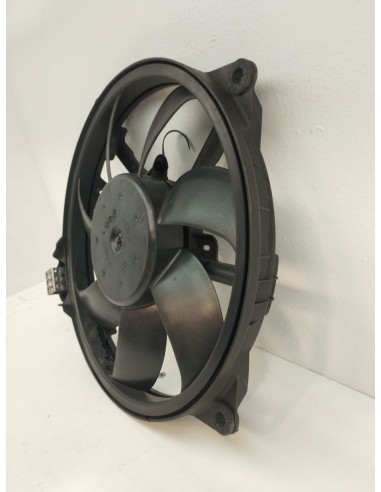 Recambio de electroventilador para renault megane iii berlina 5 p dynamique referencia OEM IAM 214810898R  