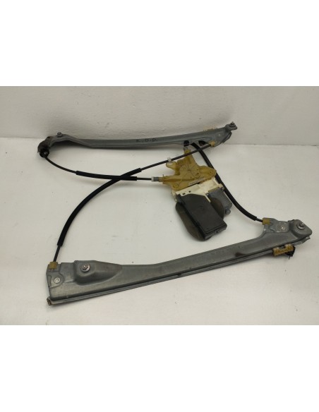 Recambio de elevalunas delantero derecho para renault laguna iii dynamique tomtom referencia OEM IAM 807000002R  