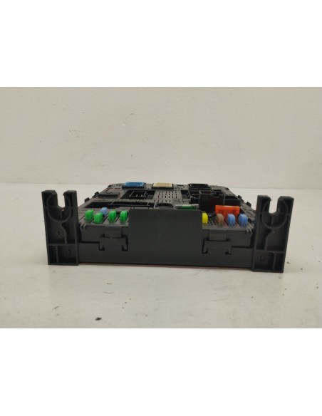 Recambio de caja reles / fusibles para peugeot 5008 (0u_, 0e_) 1.6 16v referencia OEM IAM 9664059080  